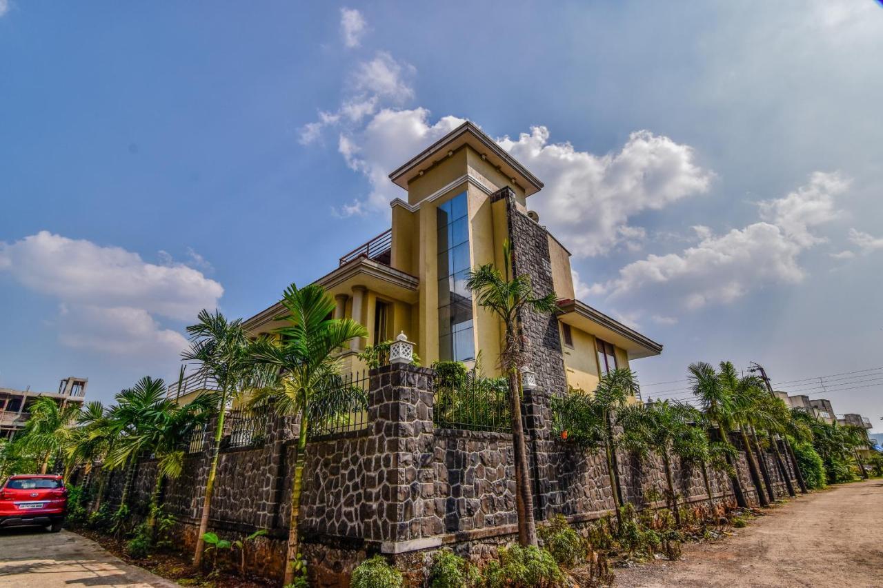 Lifeline Villas - Luxurious Taraangan 4 Mountain View Villa With Biggest Pool And Huge Open Area Lonavala Εξωτερικό φωτογραφία